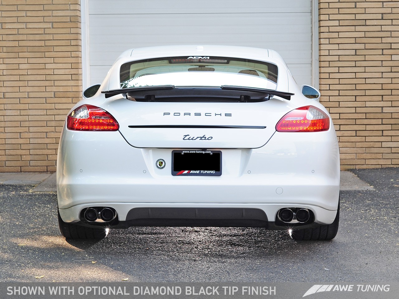 Exhaust Porsche Panamera of AWE TUNING JAPAN